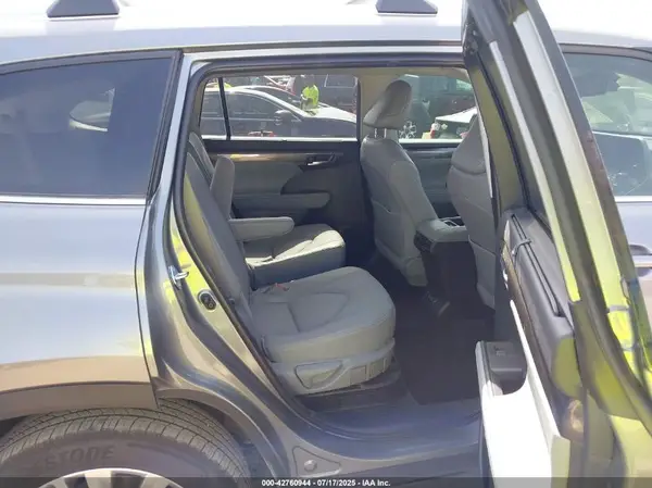 5TDEBRCH4SS658118 2025 TOYOTA HIGHLANDER - Image 8