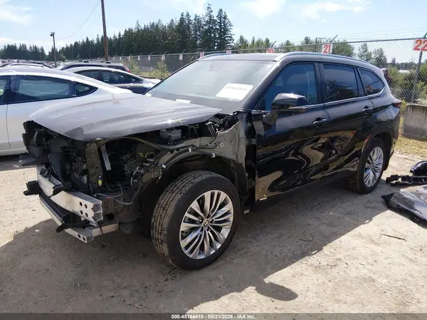 5TDEBRCH4SS658877 2025 TOYOTA HIGHLANDER - Image 2