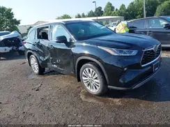 5TDEBRCH4SS663173 2025 TOYOTA HIGHLANDER