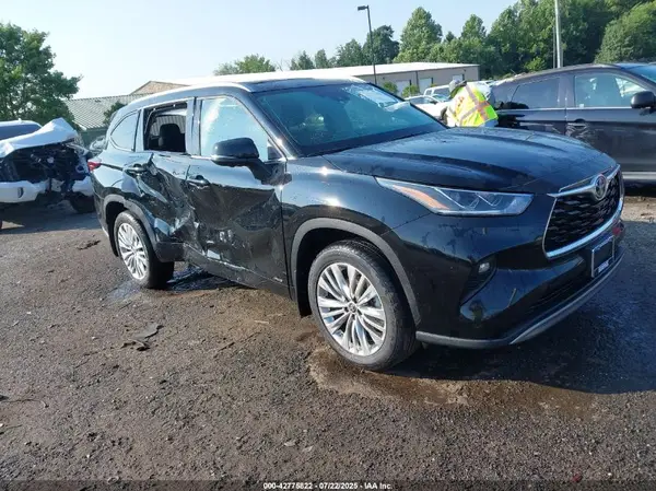 5TDEBRCH4SS663173 2025 TOYOTA HIGHLANDER - Image 1