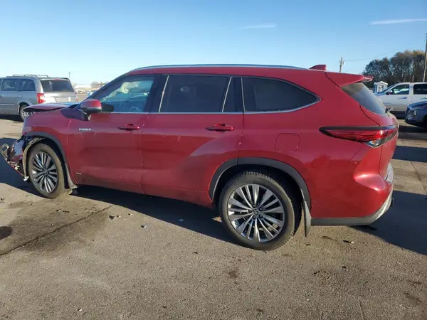 5TDEBRCH5MS014694 2021 TOYOTA HIGHLANDER - Image 2