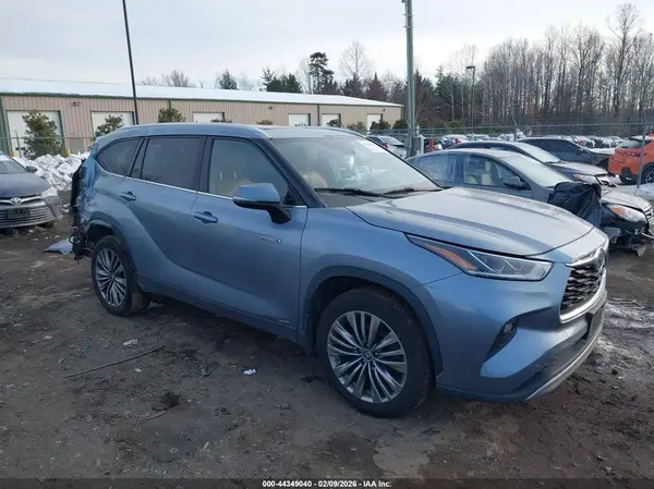 5TDEBRCH5MS027641 2021 TOYOTA HIGHLANDER - Image 1