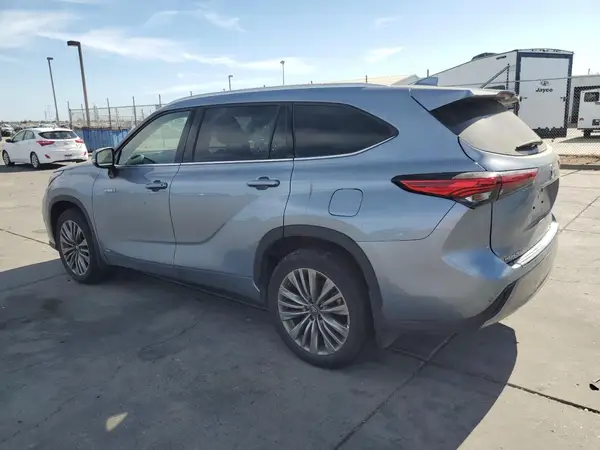 5TDEBRCH5MS042222 2021 TOYOTA HIGHLANDER - Image 2
