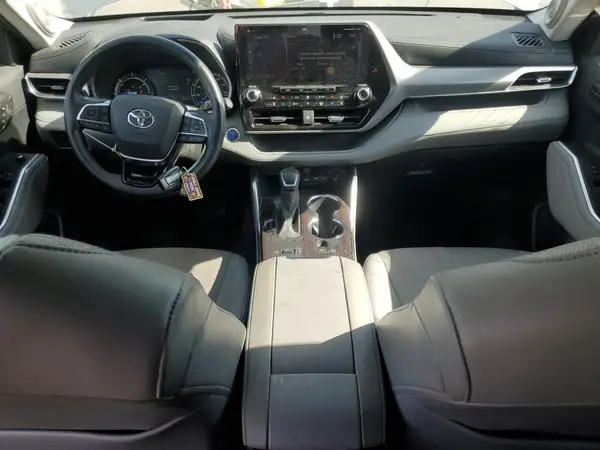 5TDEBRCH5MS042222 2021 TOYOTA HIGHLANDER - Image 8