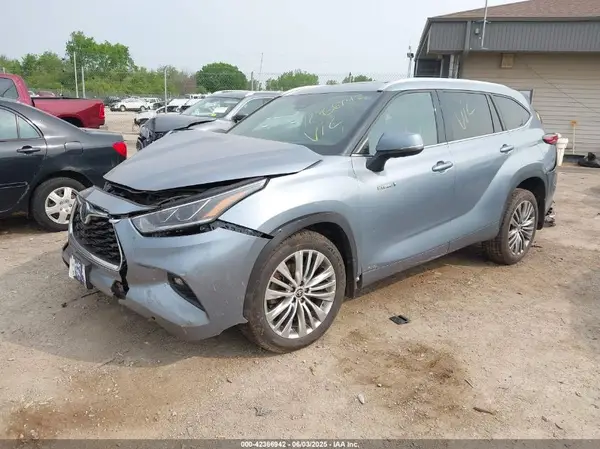 5TDEBRCH5MS066519 2021 TOYOTA HIGHLANDER - Image 2