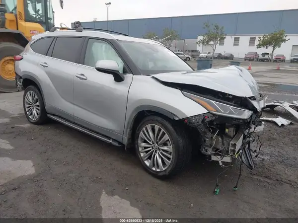 5TDEBRCH5NS070393 2022 TOYOTA HIGHLANDER - Image 1