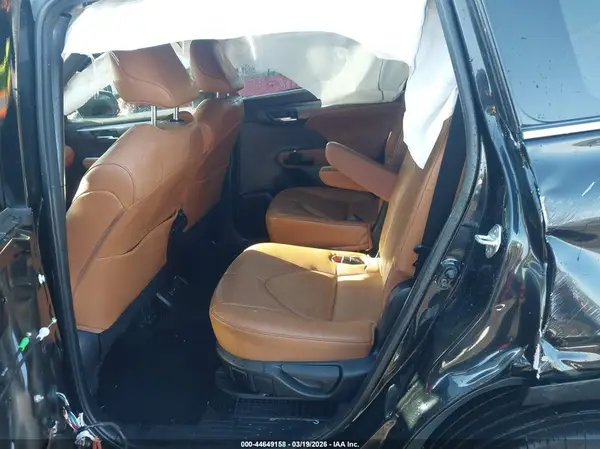 5TDEBRCH5NS084147 2022 TOYOTA HIGHLANDER - Image 8