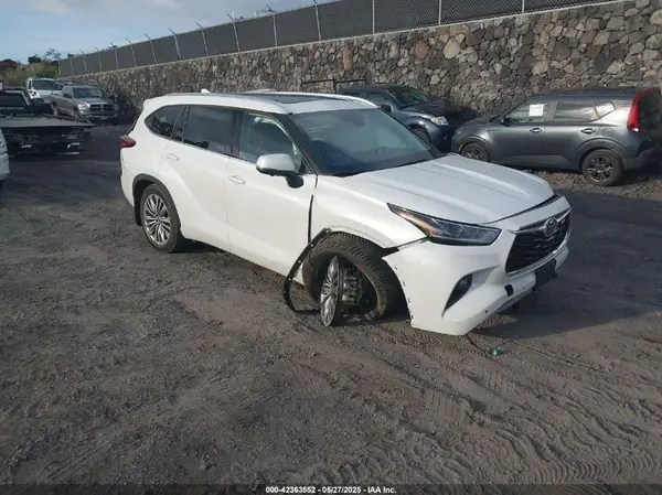 5TDEBRCH5PS105839 2023 TOYOTA HIGHLANDER - Image 1