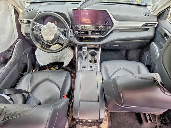 5TDEBRCH5PS591908 2023 TOYOTA HIGHLANDER - Image 8