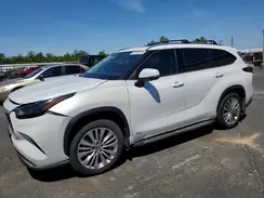 5TDEBRCH5SS651632 2025 TOYOTA HIGHLANDER