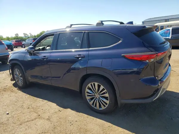 5TDEBRCH6MS036543 2021 TOYOTA HIGHLANDER - Image 2