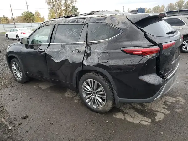 5TDEBRCH6NS073142 2022 TOYOTA HIGHLANDER - Image 2