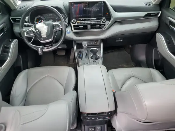 5TDEBRCH6NS084223 2022 TOYOTA HIGHLANDER - Image 8