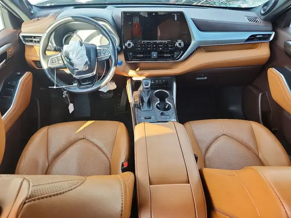5TDEBRCH6NS101117 2022 TOYOTA HIGHLANDER - Image 8
