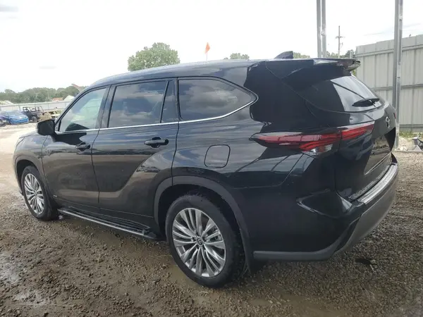 5TDEBRCH6SS650912 2025 TOYOTA HIGHLANDER - Image 2