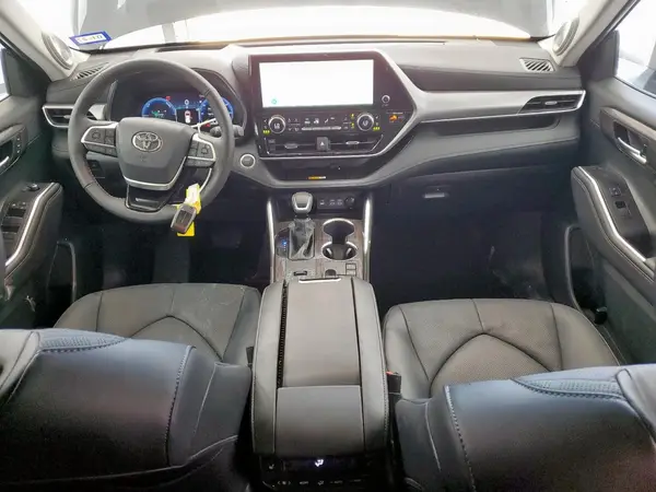 5TDEBRCH6SS654104 2025 TOYOTA HIGHLANDER - Image 8