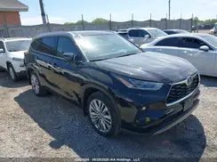 5TDEBRCH6SS655656 2025 TOYOTA HIGHLANDER