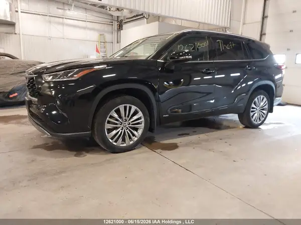 5TDEBRCH6SS655656 2025 TOYOTA HIGHLANDER - Image 2