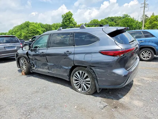 5TDEBRCH7LS006322 2020 TOYOTA HIGHLANDER - Image 2