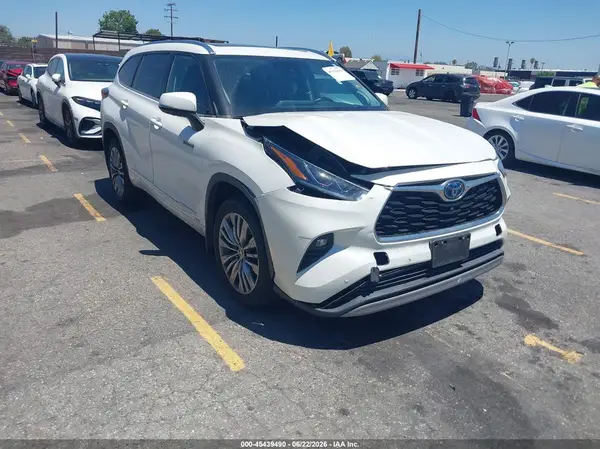 5TDEBRCH7MS022084 2021 TOYOTA HIGHLANDER - Image 1