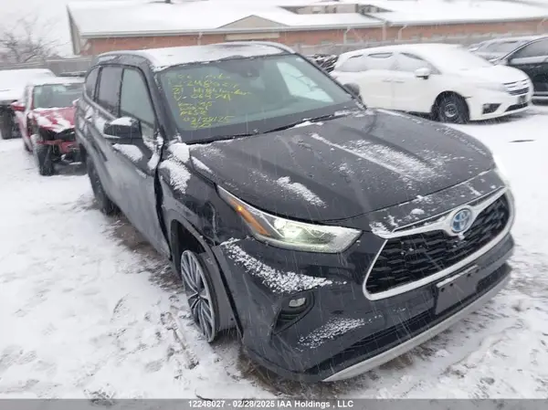 5TDEBRCH7MS064741 2021 TOYOTA HIGHLANDER - Image 1