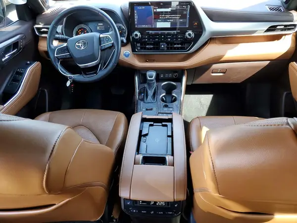 5TDEBRCH7NS071335 2022 TOYOTA HIGHLANDER - Image 8