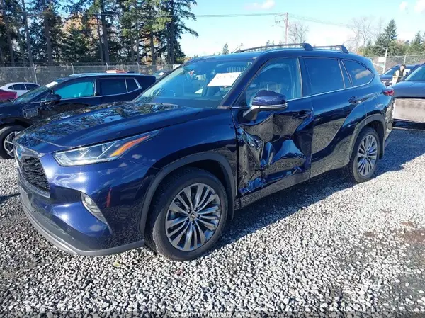 5TDEBRCH7NS074767 2022 TOYOTA HIGHLANDER - Image 2