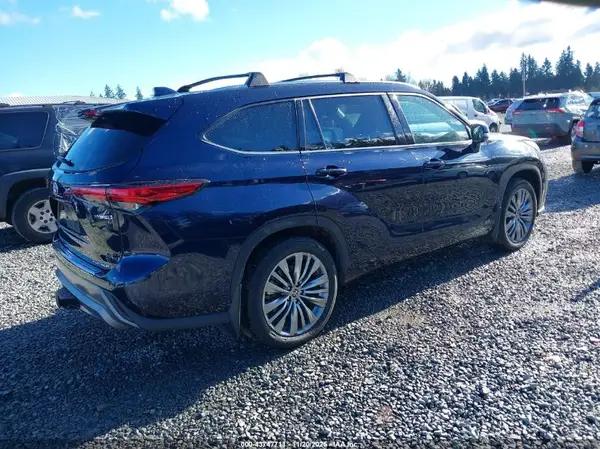 2022 TOYOTA HIGHLANDER IAAI lot 43747711 auction photo 4