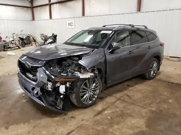 5TDEBRCH7NS077748 2022 TOYOTA HIGHLANDER - Image 1
