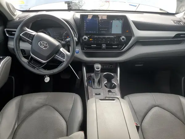 5TDEBRCH7NS082027 2022 TOYOTA HIGHLANDER - Image 8