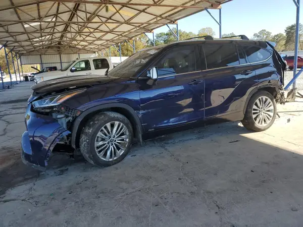 5TDEBRCH7NS084571 2022 TOYOTA HIGHLANDER - Image 1