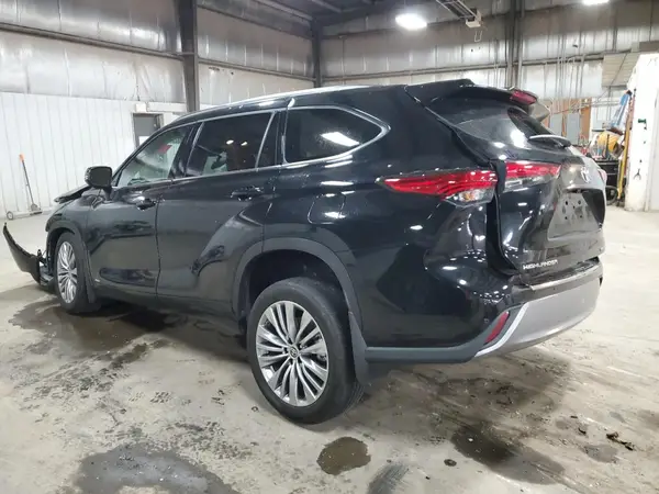 5TDEBRCH7PS116261 2023 TOYOTA HIGHLANDER - Image 2