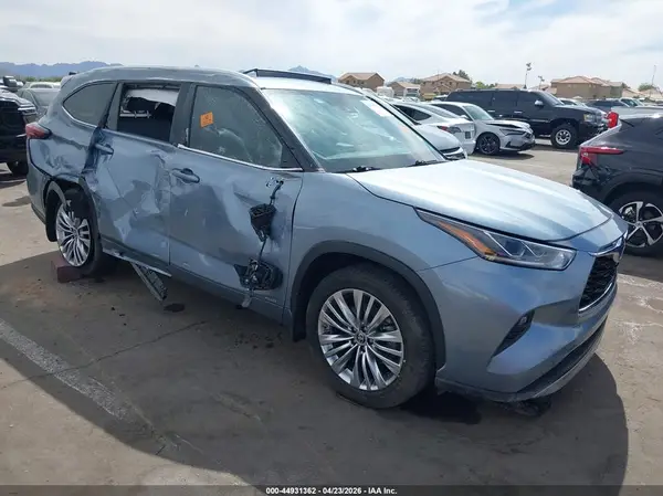 5TDEBRCH7RS143074 2024 TOYOTA HIGHLANDER - Image 1