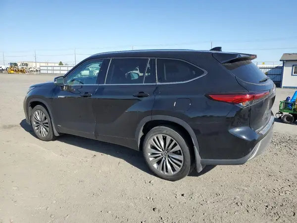 5TDEBRCH8MS021333 2021 TOYOTA HIGHLANDER - Image 2