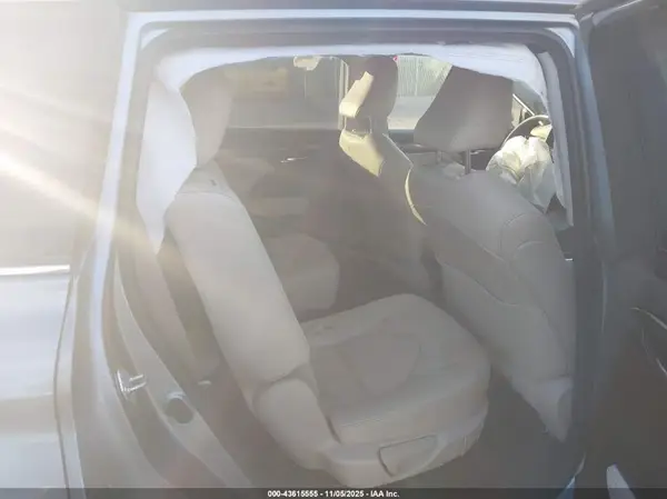 5TDEBRCH8MS023468 2021 TOYOTA HIGHLANDER - Image 8
