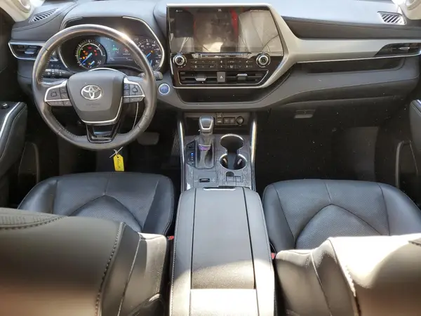 5TDEBRCH8MS052999 2021 TOYOTA HIGHLANDER - Image 8