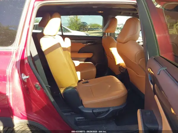 5TDEBRCH8MS056941 2021 TOYOTA HIGHLANDER - Image 8
