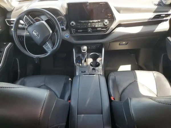 5TDEBRCH8NS082408 2022 TOYOTA HIGHLANDER - Image 8