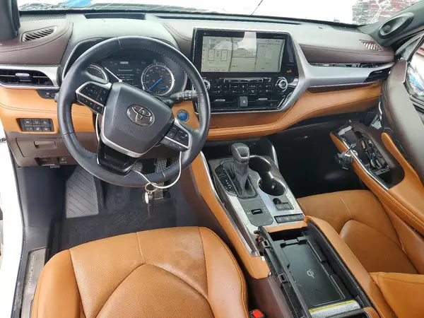 5TDEBRCH8NS082599 2022 TOYOTA HIGHLANDER - Image 8