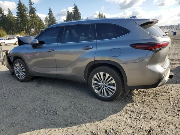 5TDEBRCH8SS647347 2025 TOYOTA HIGHLANDER - Image 2