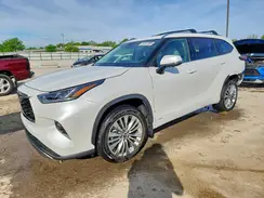 5TDEBRCH8SS665640 2025 TOYOTA HIGHLANDER