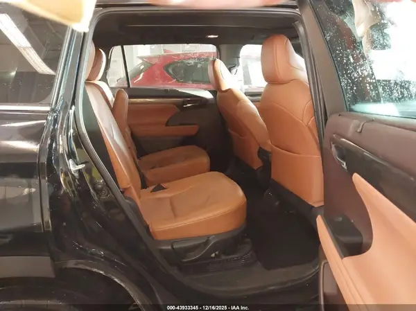 5TDEBRCH9MS035824 2021 TOYOTA HIGHLANDER - Image 8