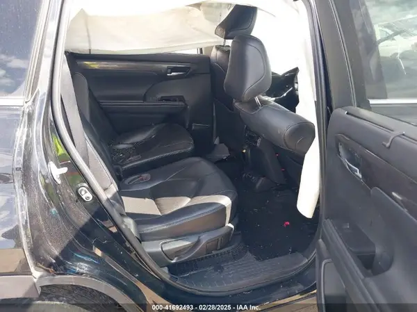 5TDEBRCH9MS069651 2021 TOYOTA HIGHLANDER - Image 8