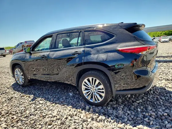 5TDEBRCH9PS129786 2023 TOYOTA HIGHLANDER - Image 2