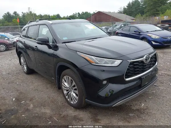 5TDEBRCH9SS654002 2025 TOYOTA HIGHLANDER - Image 1