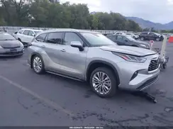 5TDEBRCH9SS654727 2025 TOYOTA HIGHLANDER