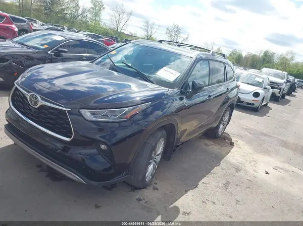 5TDEBRCH9SS655621 2025 TOYOTA HIGHLANDER - Image 2