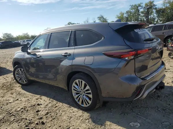 5TDEBRCH9SS667851 2025 TOYOTA HIGHLANDER - Image 2