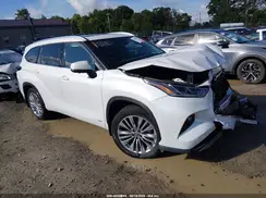 5TDEBRCH9SS671673 2025 TOYOTA HIGHLANDER