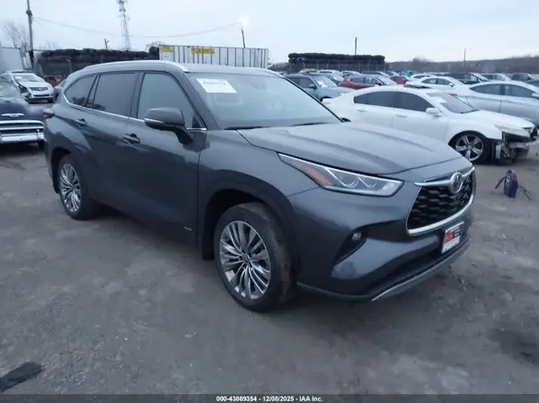 5TDEBRCH9SS672631 2025 TOYOTA HIGHLANDER - Image 1